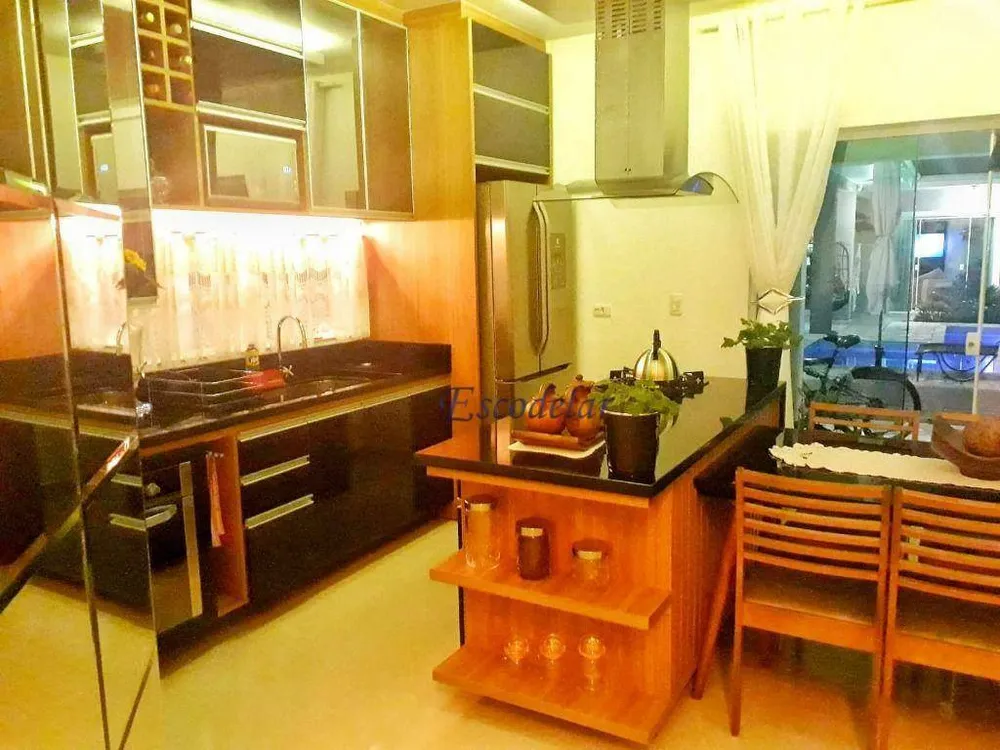 Sobrado, 3 quartos, 226 m² - Foto 7