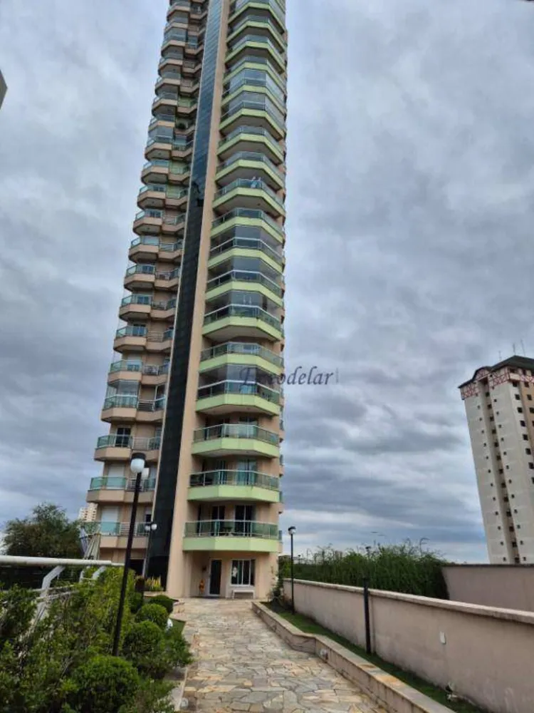 Apartamento, 3 quartos, 199 m² - Foto 1