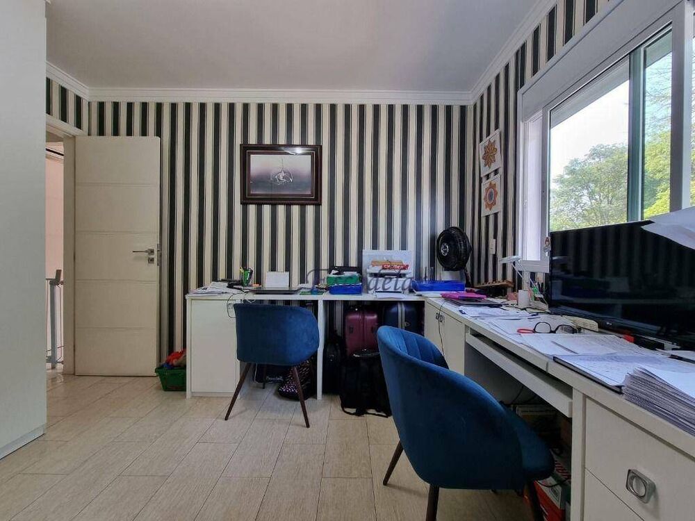 Casa, 3 quartos, 220 m² - Foto 13