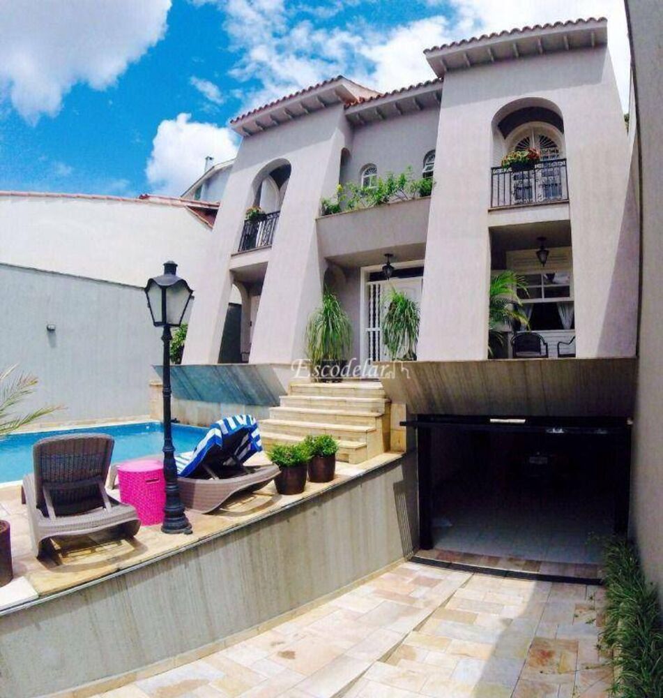 Sobrado, 4 quartos, 396 m² - Foto 1