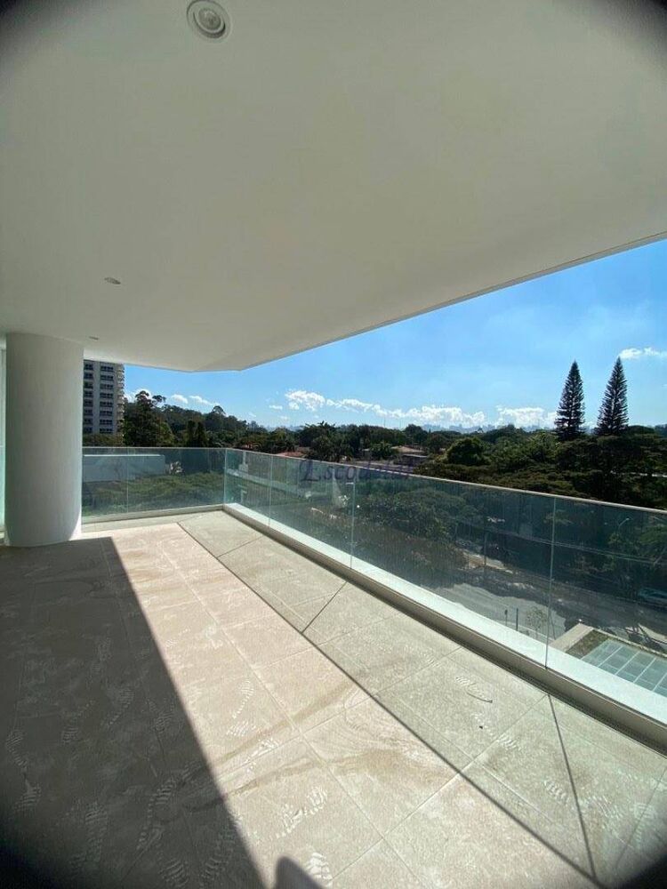 Apartamento, 4 quartos, 227 m² - Foto 1