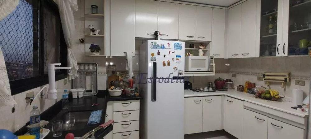 Apartamento à venda com 3 quartos, 136m² - Foto 7