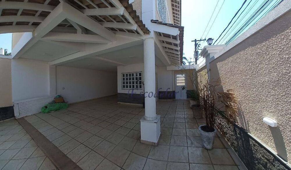 Sobrado, 4 quartos, 387 m² - Foto 1