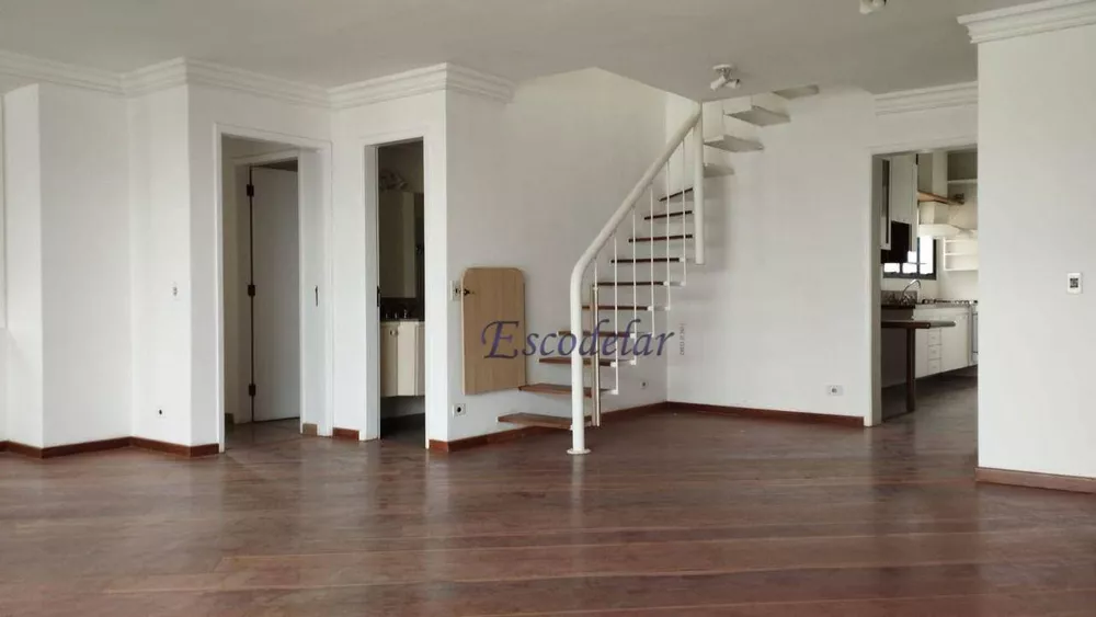 Cobertura à venda com 4 quartos, 302m² - Foto 1