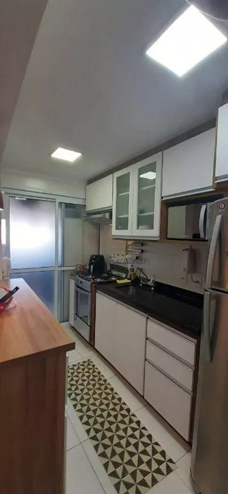 Apartamento à venda com 2 quartos, 65m² - Foto 1