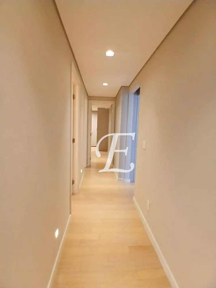 Apartamento, 3 quartos, 141 m² - Foto 4
