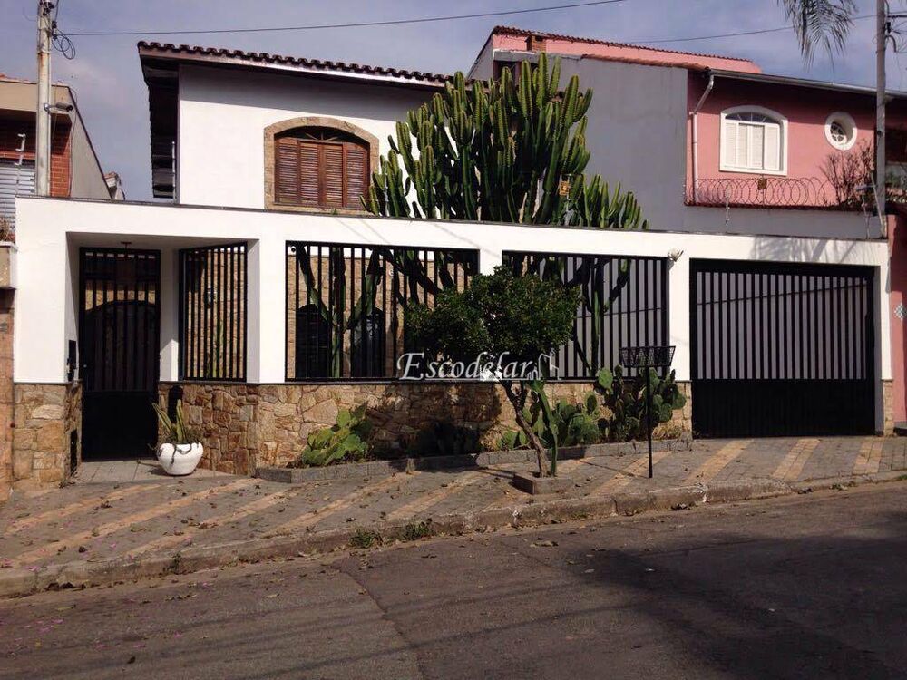 Sobrado, 3 quartos, 230 m² - Foto 1