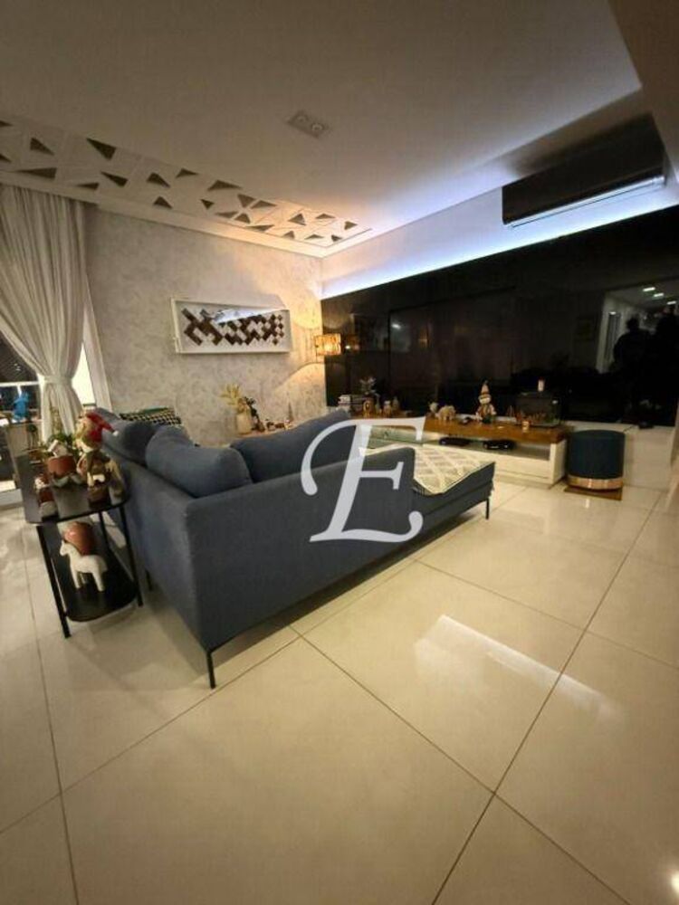 Apartamento, 4 quartos, 220 m² - Foto 1