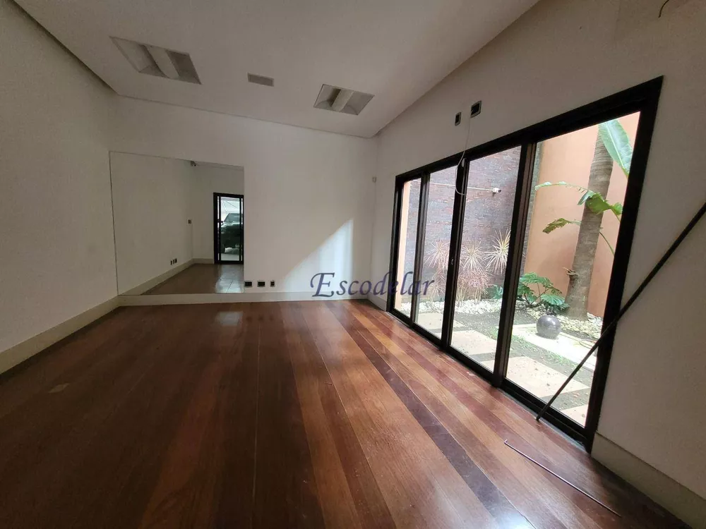 Casa à venda com 4 quartos, 600m² - Foto 38