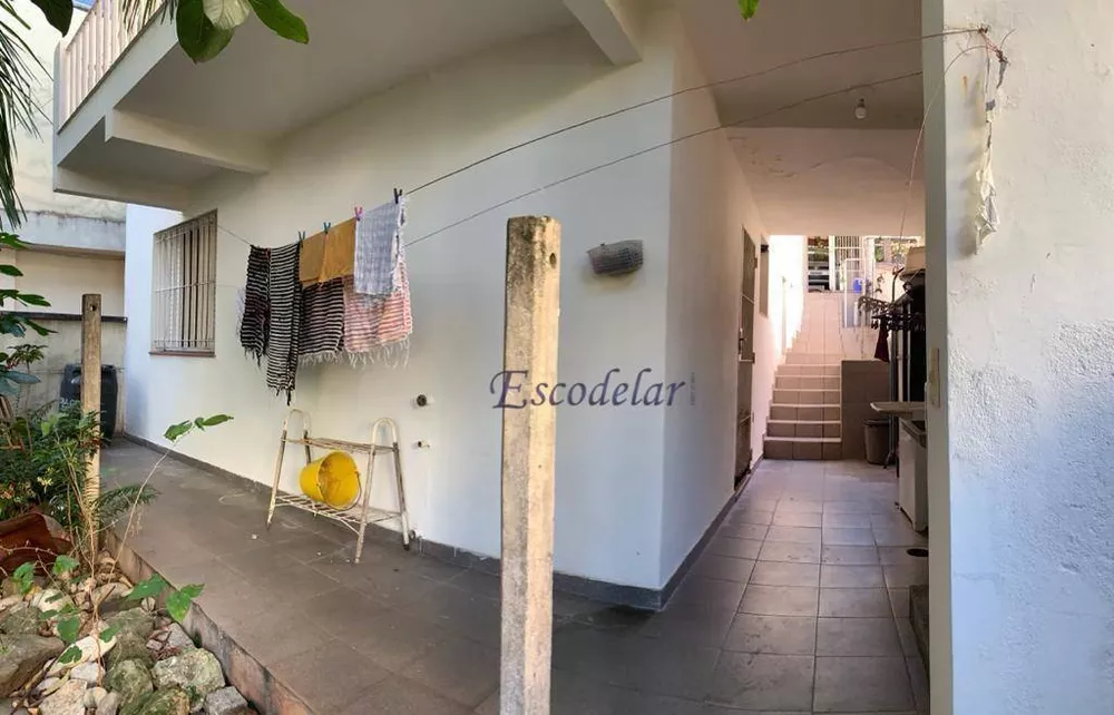 Casa à venda com 3 quartos, 300m² - Foto 11