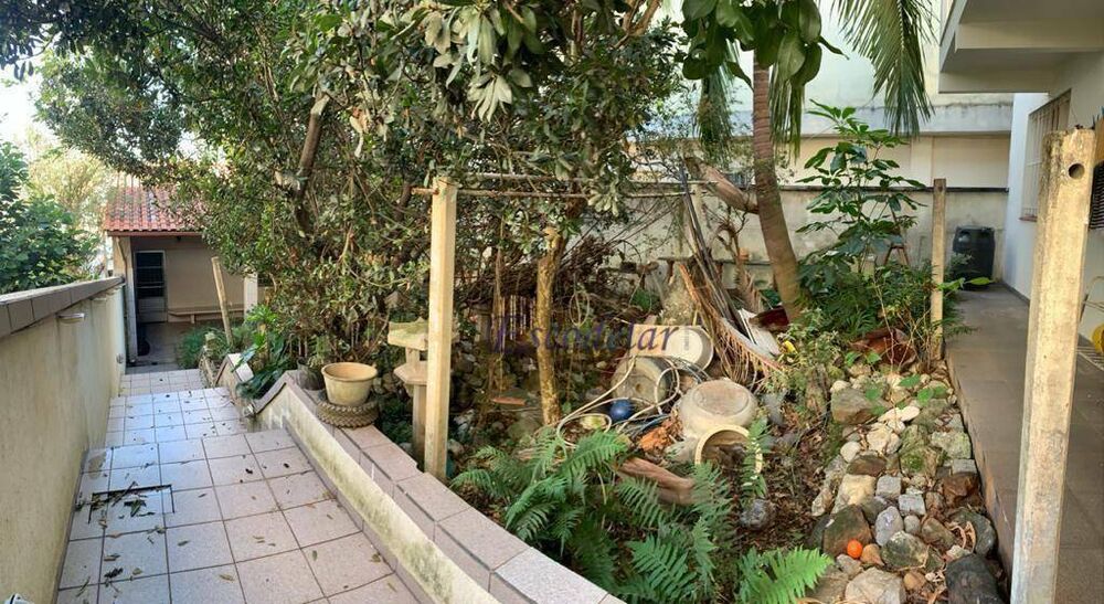Casa à venda com 3 quartos, 300m² - Foto 16
