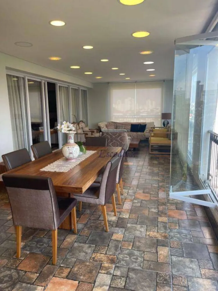 Apartamento, 4 quartos, 231 m² - Foto 1