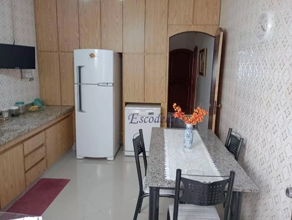 Casa, 4 quartos, 249 m² - Foto 11