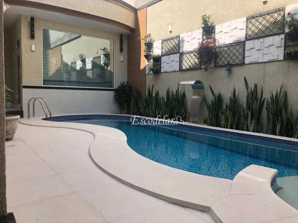 Sobrado, 4 quartos, 558 m² - Foto 1