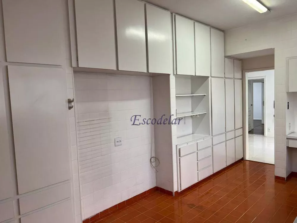 Apartamento à venda com 3 quartos, 294m² - Foto 3