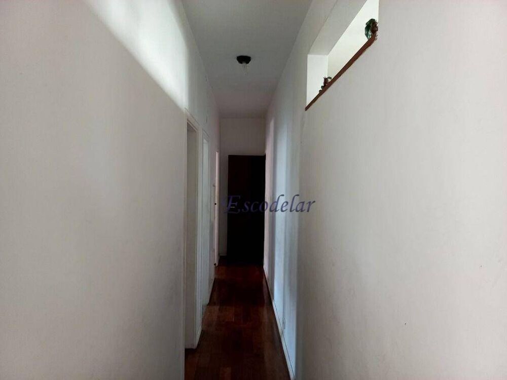 Sobrado, 4 quartos, 242 m² - Foto 1
