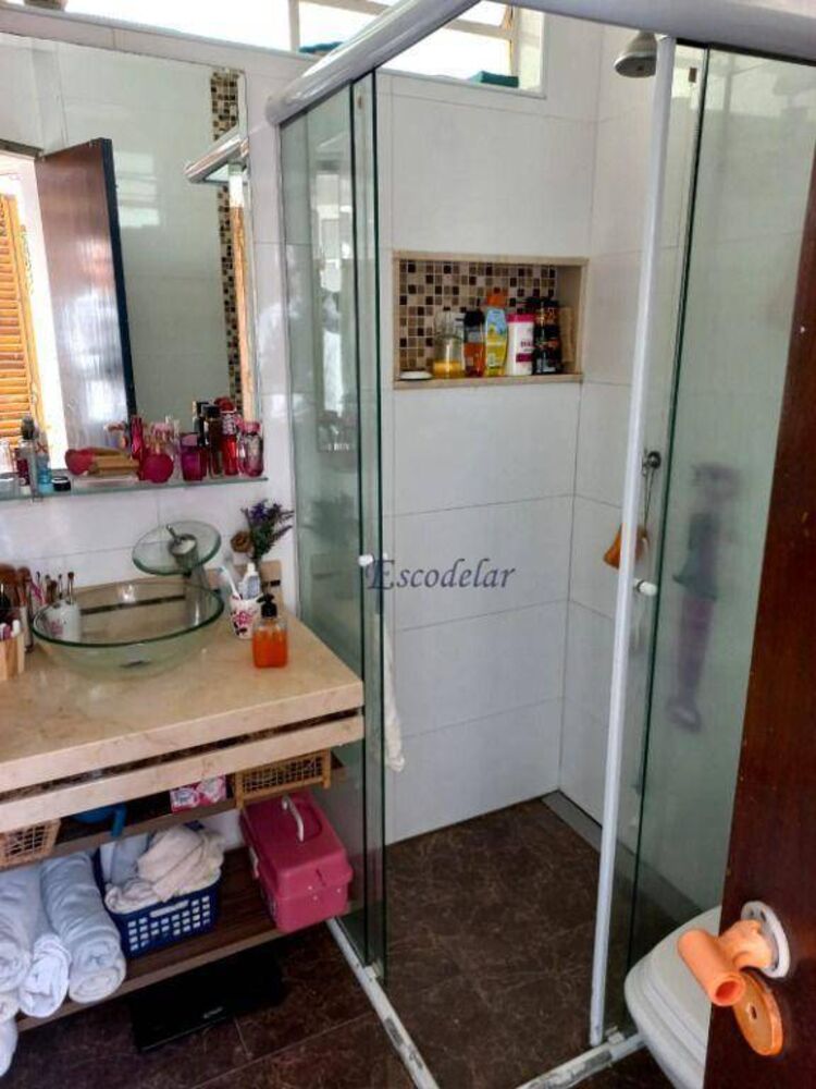 Sobrado, 4 quartos, 242 m² - Foto 2