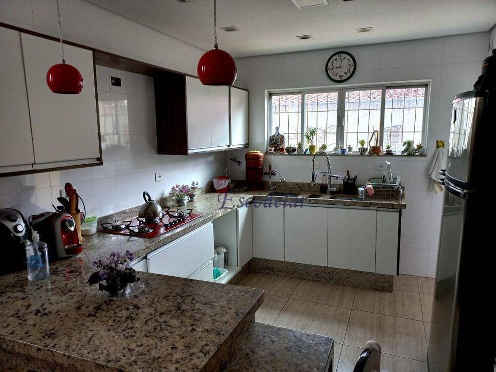 Sobrado, 4 quartos, 242 m² - Foto 3