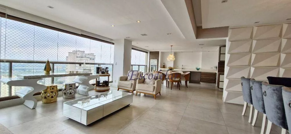 Apartamento, 3 quartos, 250 m² - Foto 1