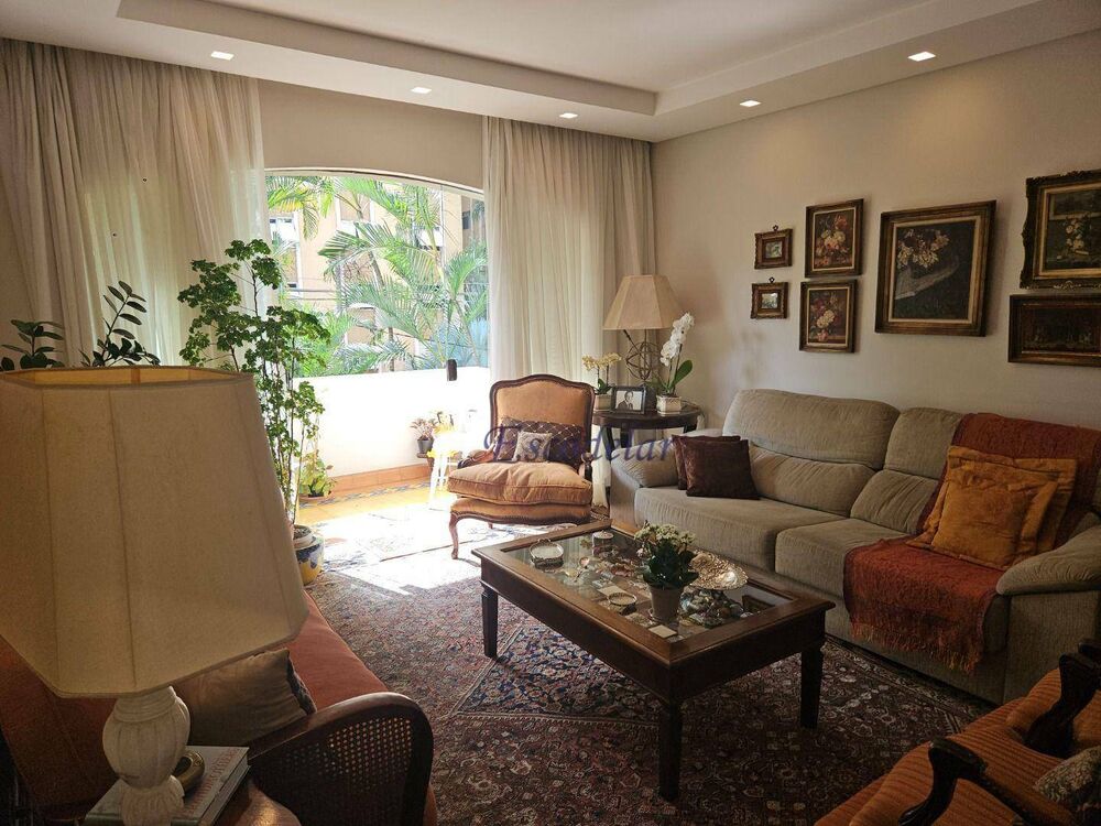 Apartamento, 3 quartos, 176 m² - Foto 1