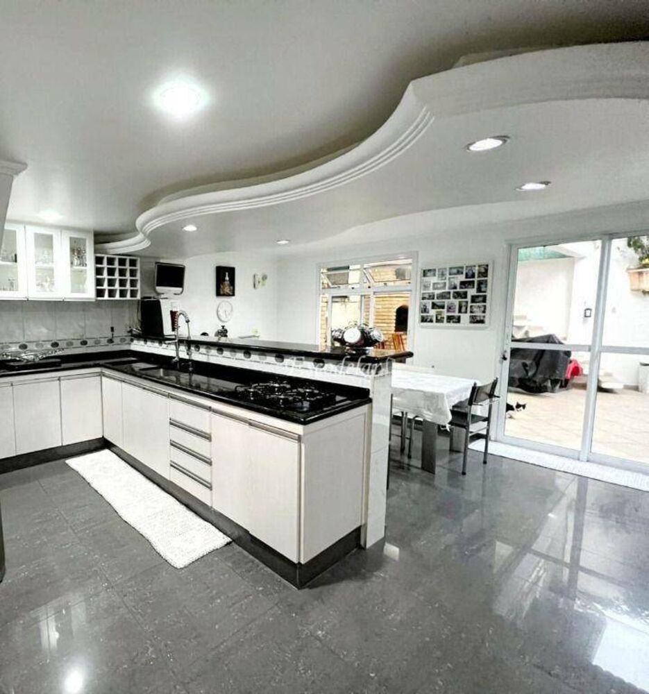 Sobrado, 4 quartos, 260 m² - Foto 8