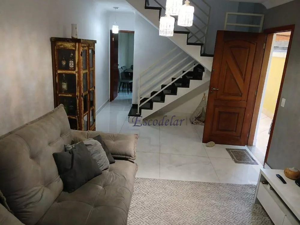 Sobrado à venda com 3 quartos, 191m² - Foto 1