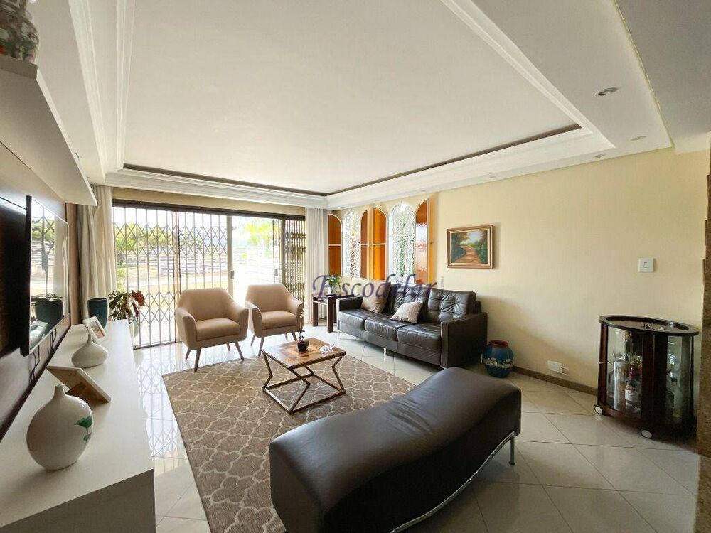 Sobrado, 4 quartos, 225 m² - Foto 1