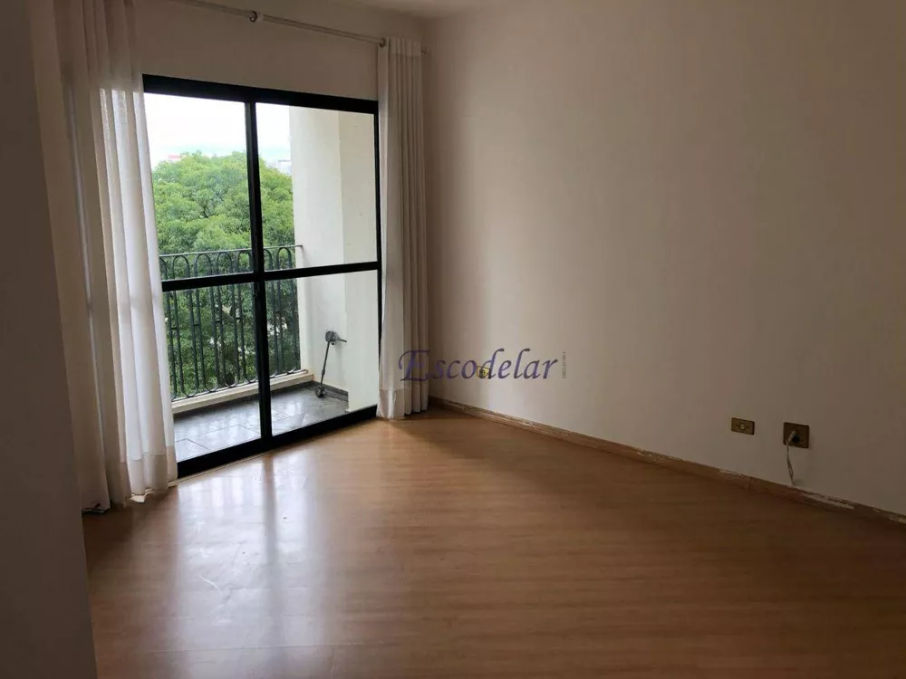 Apartamento à venda com 2 quartos, 64m² - Foto 1