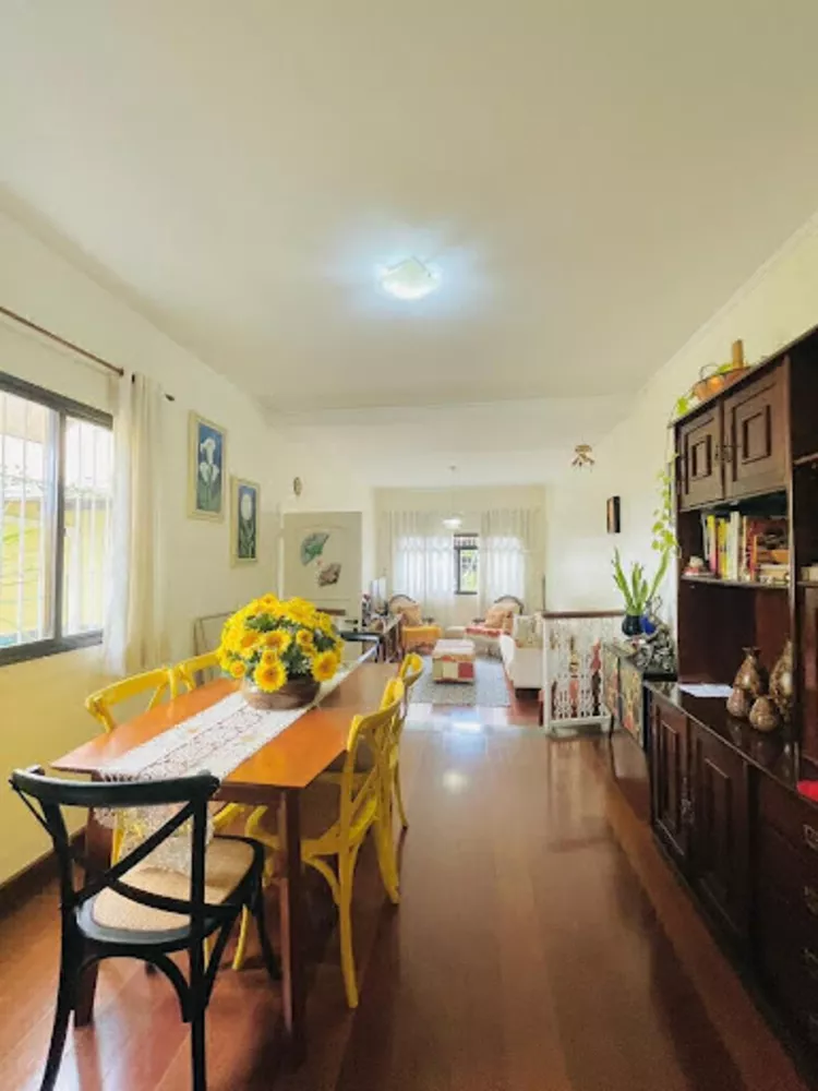 Casa à venda com 4 quartos, 140m² - Foto 10