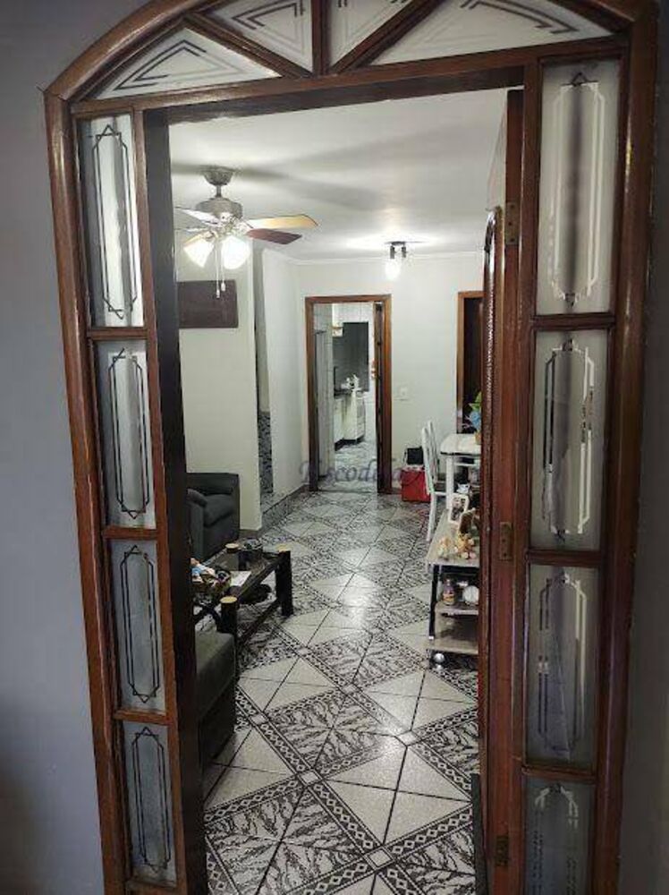 Sobrado, 3 quartos, 200 m² - Foto 1