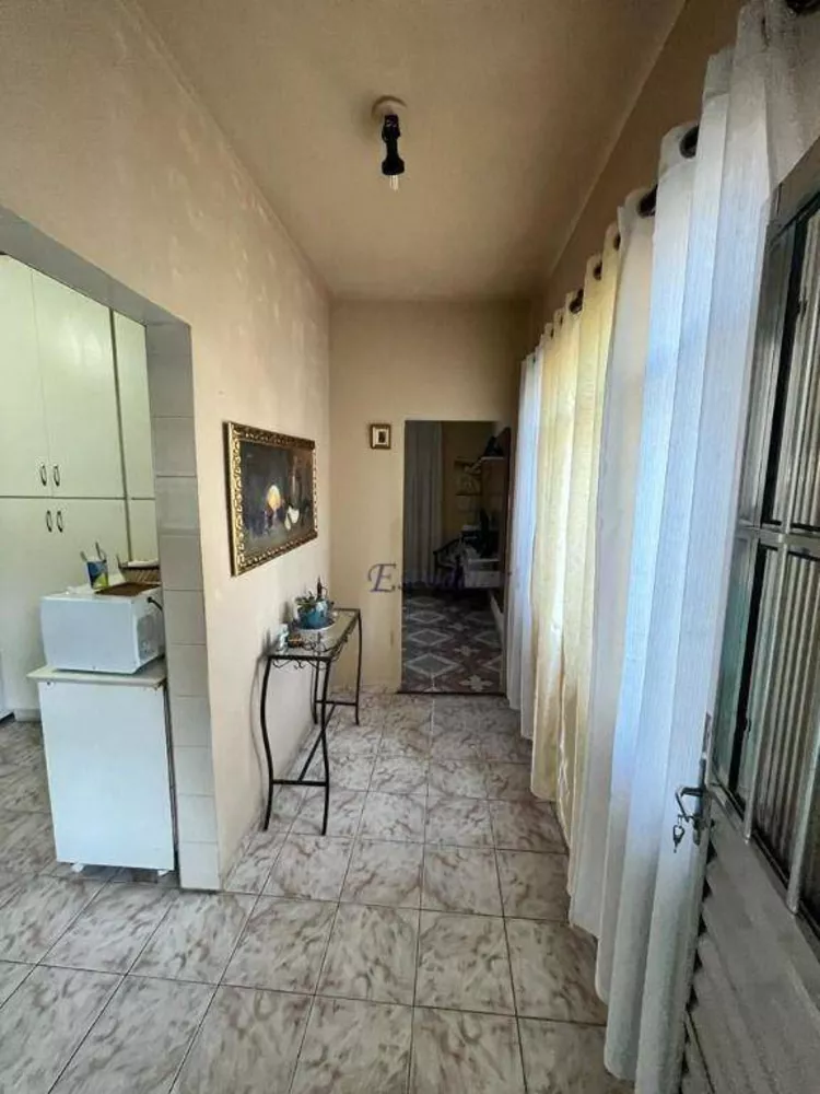 Sobrado à venda com 3 quartos, 234m² - Foto 4