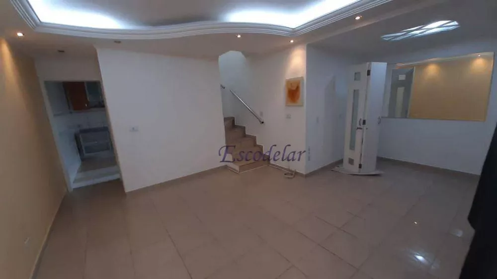 Sobrado à venda com 3 quartos, 150m² - Foto 2