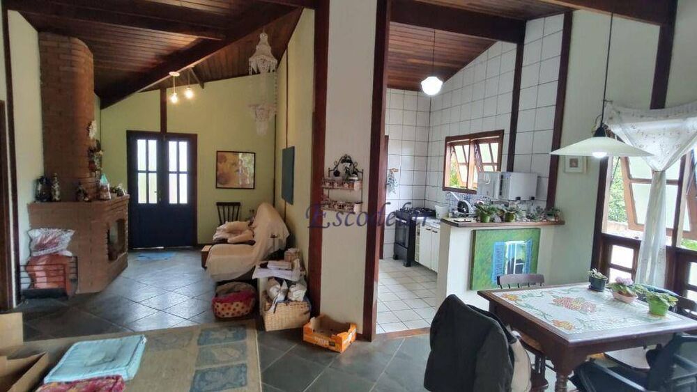 Casa, 6 quartos, 222 m² - Foto 3