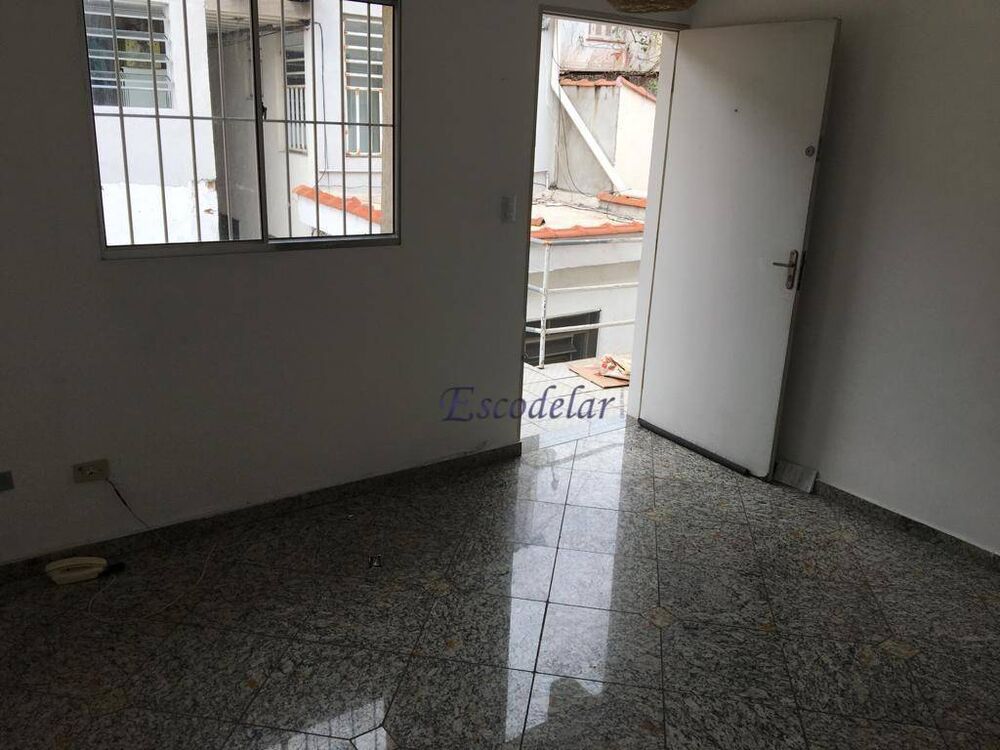 Casa para alugar com 1 quarto, 60m² - Foto 2