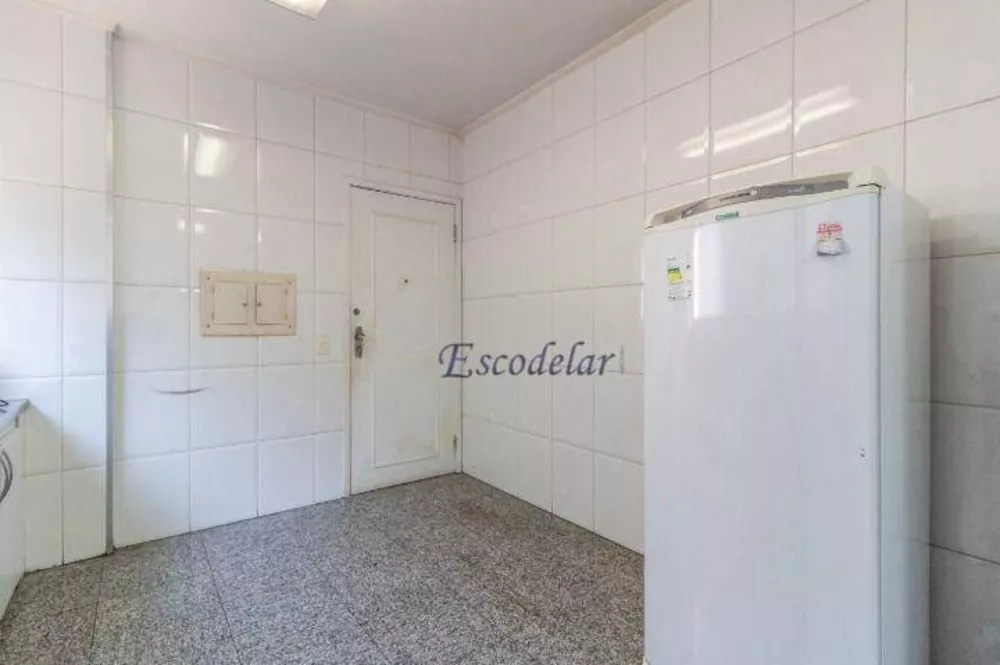 Apartamento para alugar com 4 quartos, 270m² - Foto 10