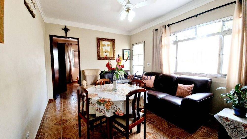 Casa, 3 quartos, 230 m² - Foto 3