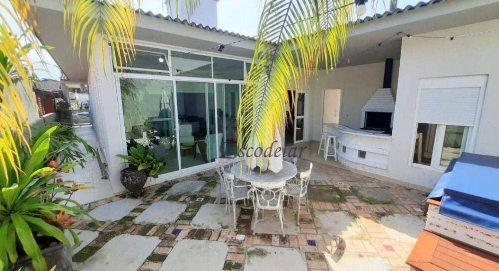 Casa à venda com 5 quartos, 269m² - Foto 2
