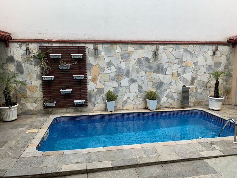 Sobrado à venda com 3 quartos, 238m² - Foto 2