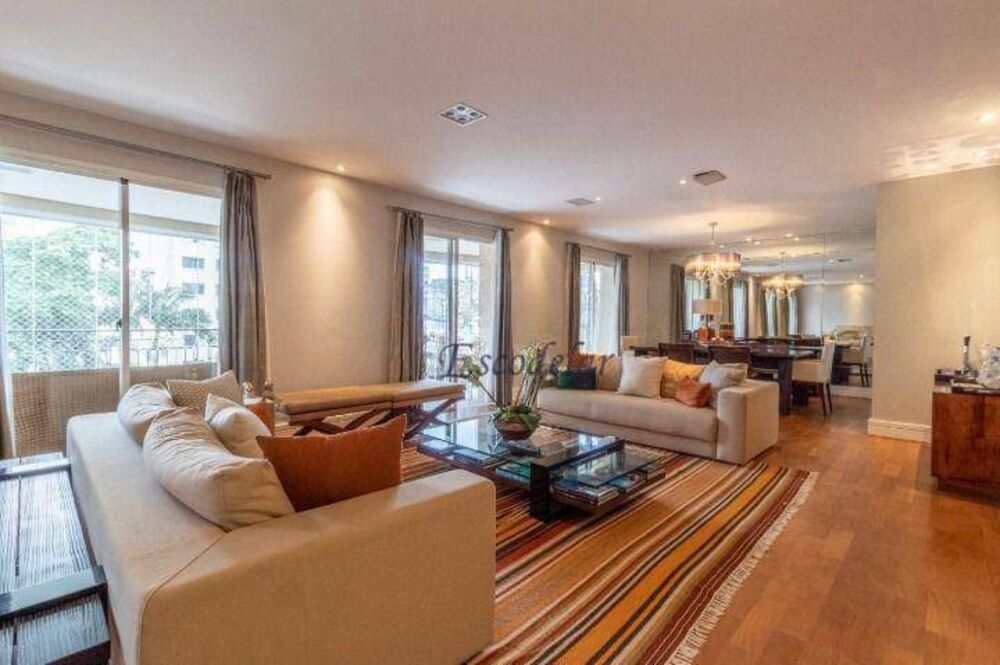 Apartamento, 4 quartos, 252 m² - Foto 1
