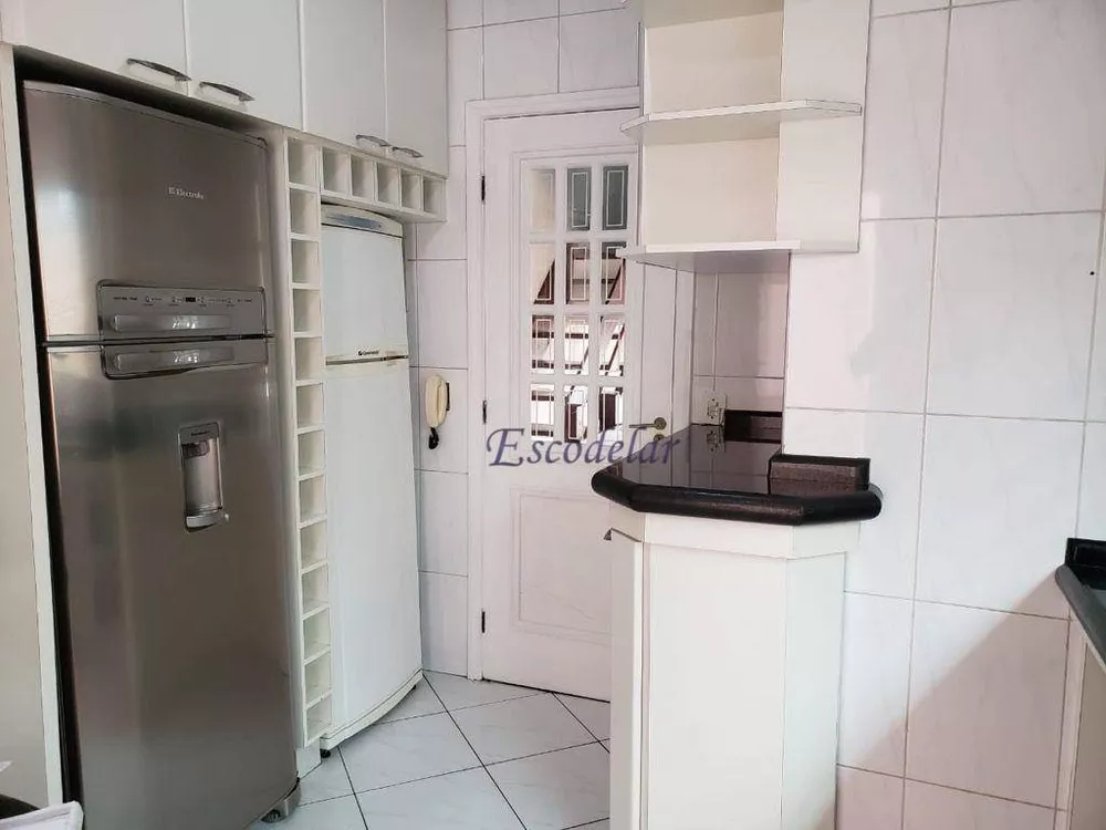 Sobrado à venda com 3 quartos, 200m² - Foto 3