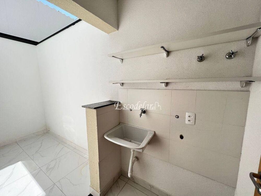 Apartamento à venda com 2 quartos, 44m² - Foto 7