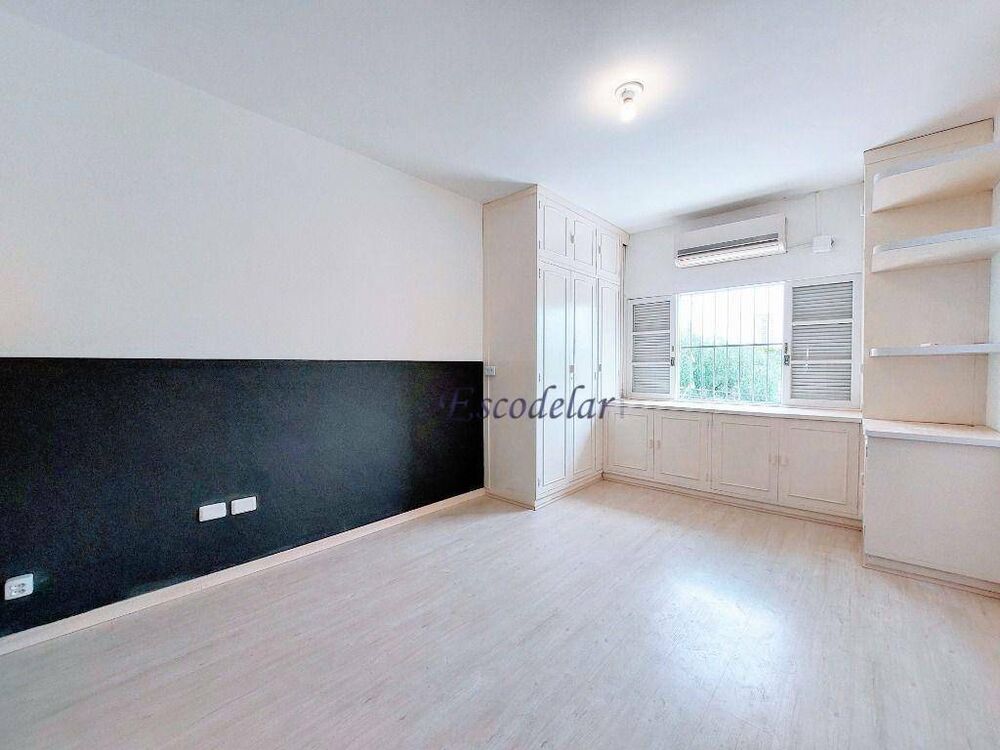 Sobrado, 3 quartos, 320 m² - Foto 1