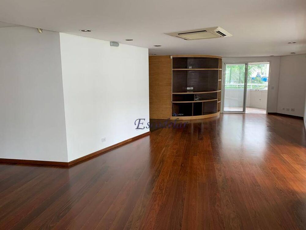 Apartamento, 3 quartos, 303 m² - Foto 2