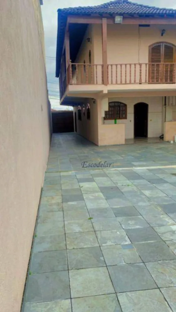Sobrado, 3 quartos, 200 m² - Foto 1