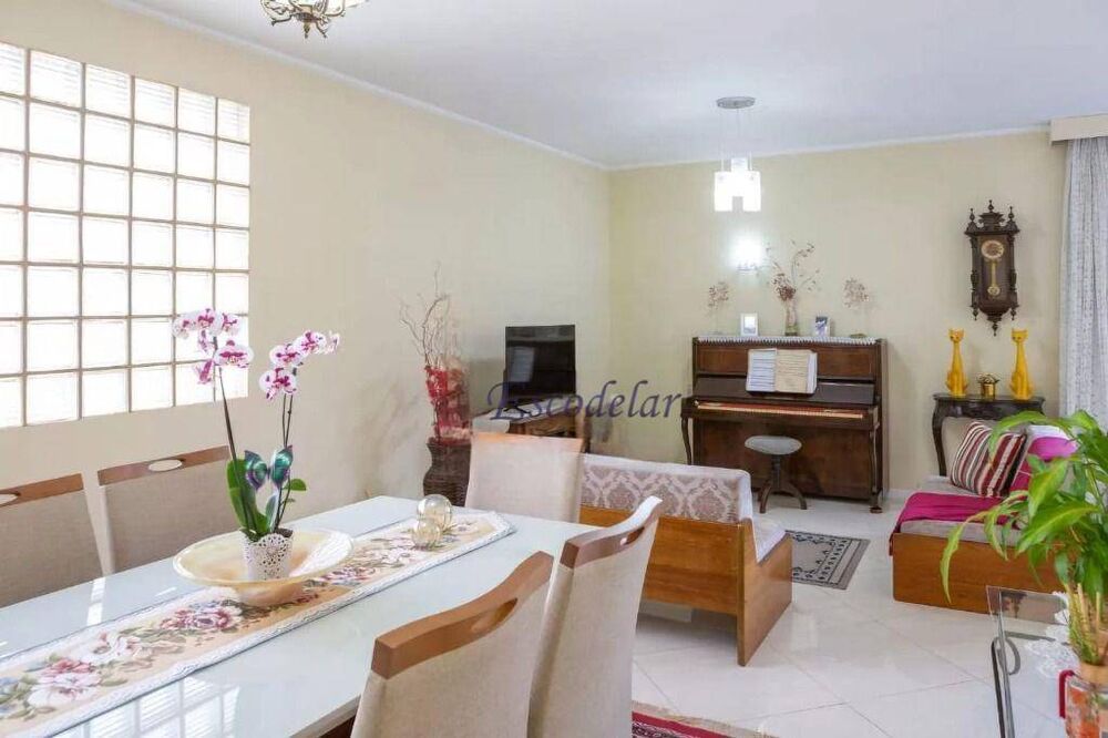 Casa, 3 quartos, 280 m² - Foto 1