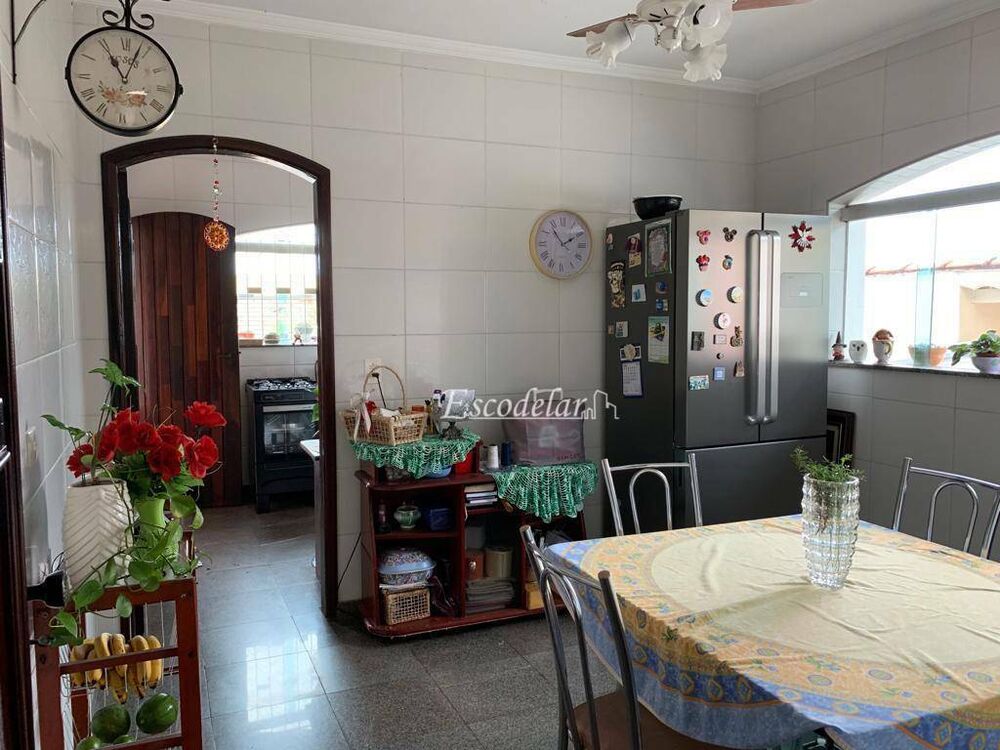Sobrado, 4 quartos, 241 m² - Foto 10