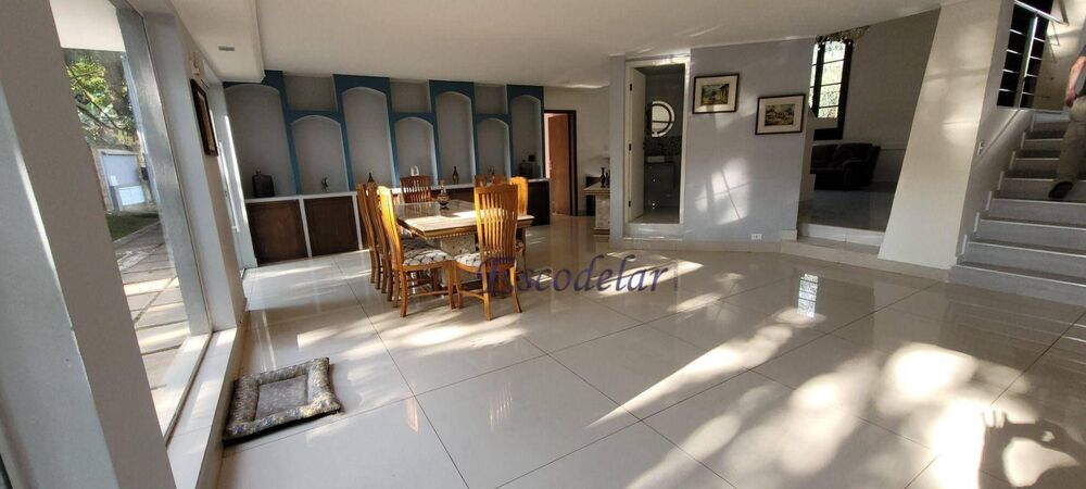 Casa, 6 quartos, 650 m² - Foto 1