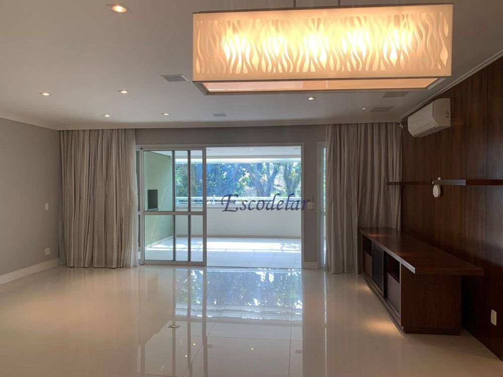 Apartamento, 3 quartos, 220 m² - Foto 1