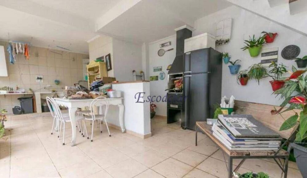 Sobrado, 4 quartos, 215 m² - Foto 1