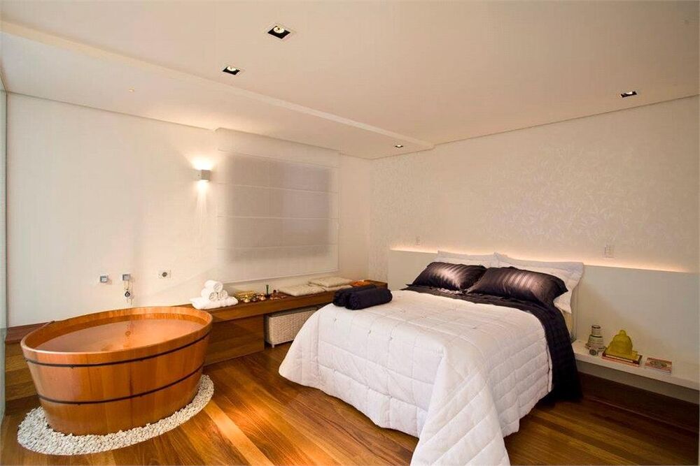 Apartamento à venda com 1 quarto, 80m² - Foto 1